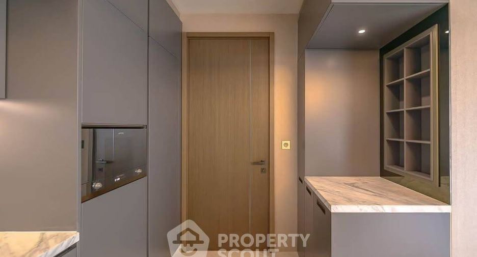 For rent 2 bedrooms condo in Watthana, Bangkok