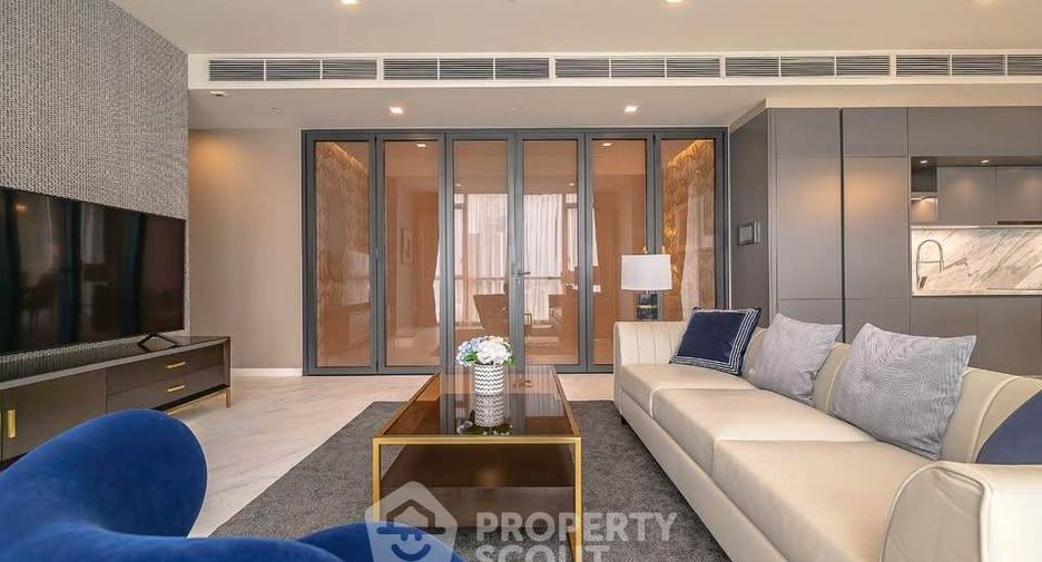For rent 2 bedrooms condo in Watthana, Bangkok