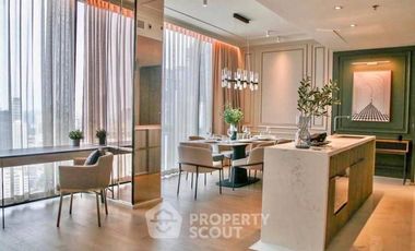 Condo en alquiler de 3 habitaciones en Khlong Toei, Bangkok