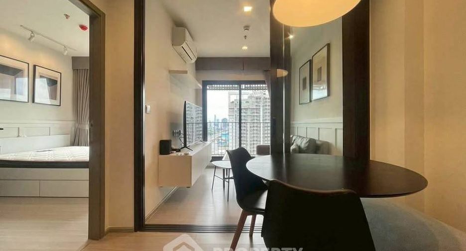 À louer 1 chambre condo à Huai Khwang, Bangkok