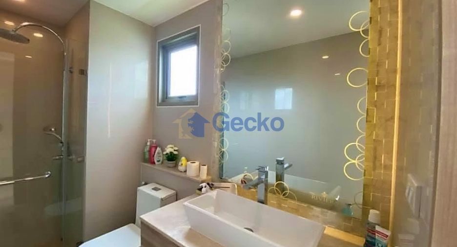 For sale 2 bedrooms condo in Jomtien, Pattaya