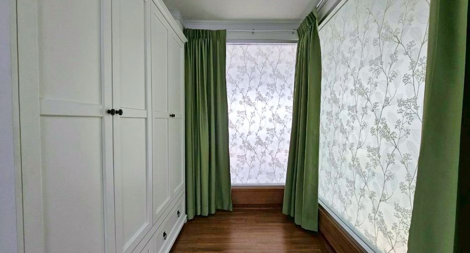 For rent 2 ベッドルーム condo in Watthana, Bangkok