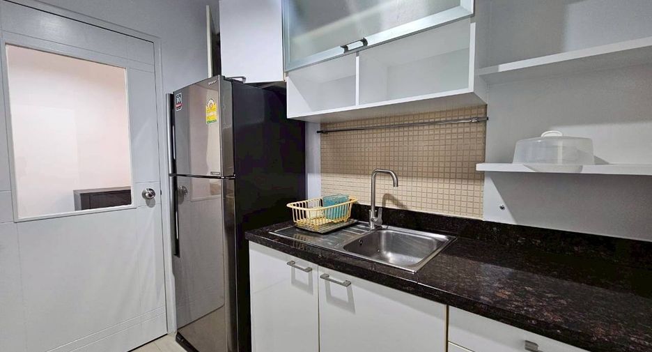 Condo en alquiler de 2 habitaciones en Khlong Toei, Bangkok