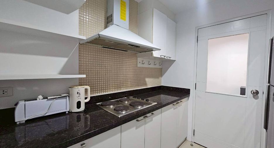 Condo en alquiler de 2 habitaciones en Khlong Toei, Bangkok