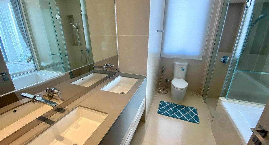 For rent 2 bedrooms condo in Watthana, Bangkok