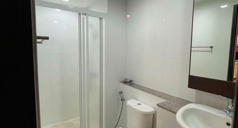 Condo en venta de 1 habitaciones en Yan Nawa, Bangkok