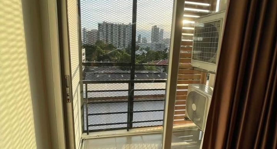 Condo en venta de 1 habitaciones en Yan Nawa, Bangkok