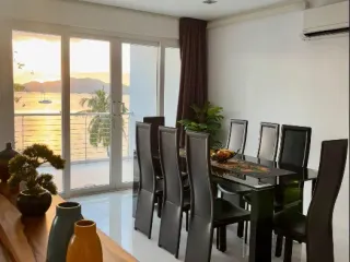 For rent 4 bedrooms condo 
