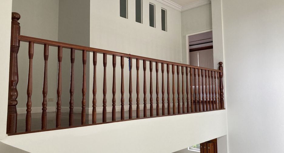 Haus zur Miete mit 4 Zimmer in Bang Phli, Samut Prakan