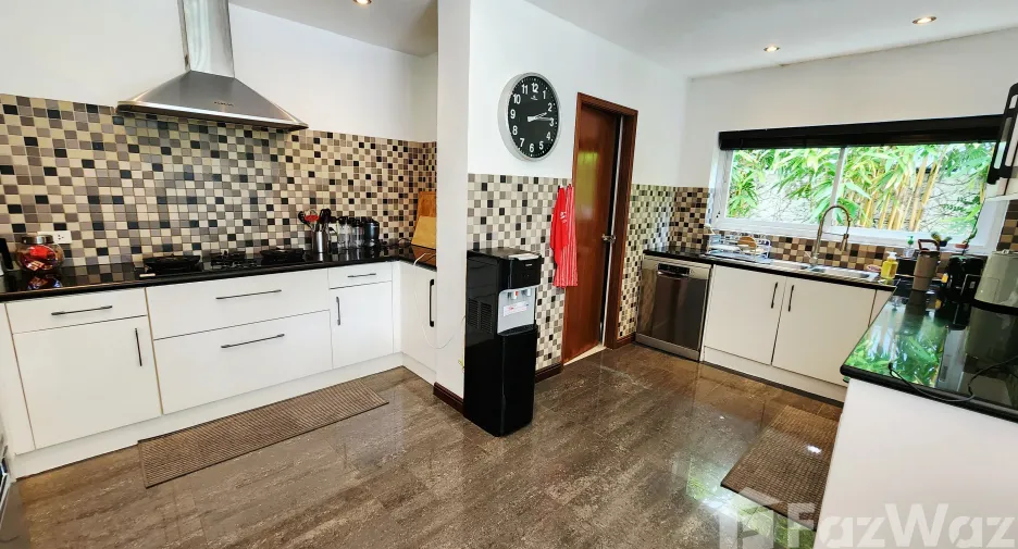 For rent 4 ベッドルーム villa in Kathu, Phuket