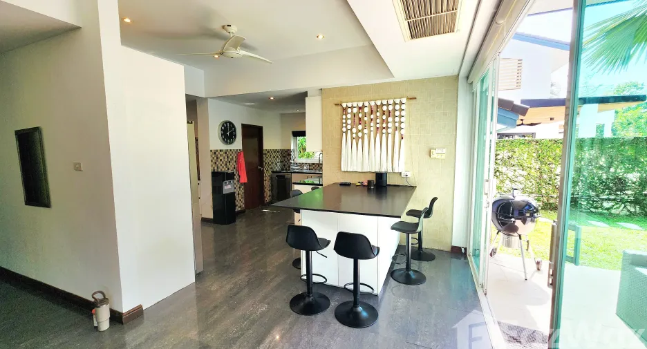 For rent 4 ベッドルーム villa in Kathu, Phuket