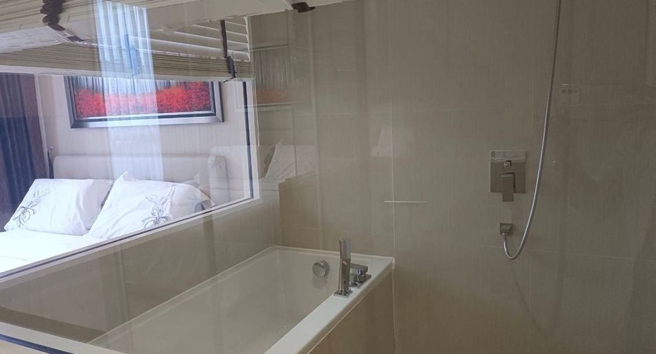 For rent 2 ベッドルーム condo in Watthana, Bangkok