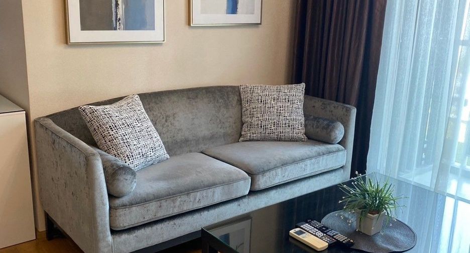 For rent 2 ベッドルーム condo in Watthana, Bangkok