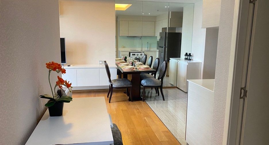 For rent 2 ベッドルーム condo in Watthana, Bangkok