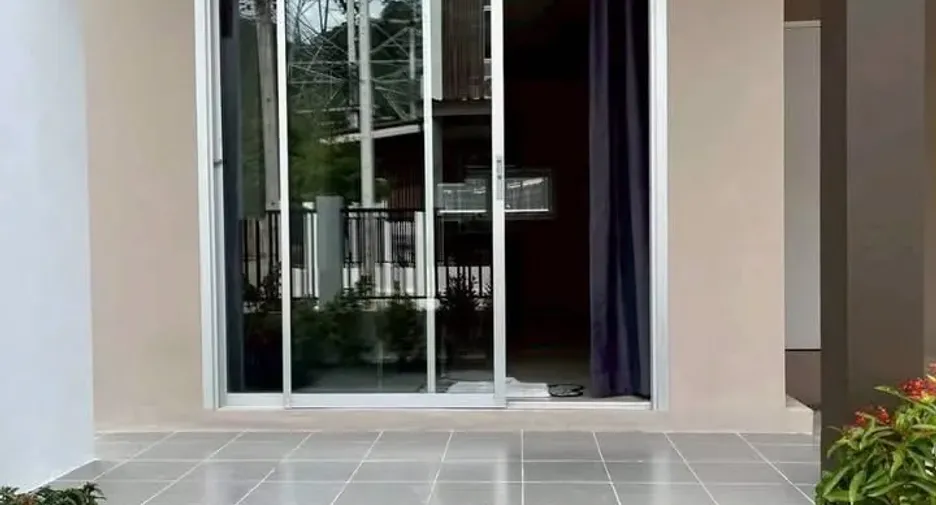 For rent 3 ベッドルーム townhouse in Thalang, Phuket