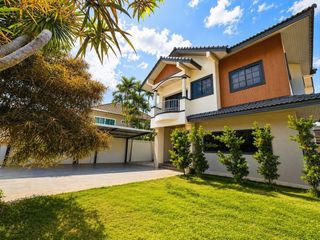 À vendre et à louer 5 chambres maison à Mueang Phuket, Phuket