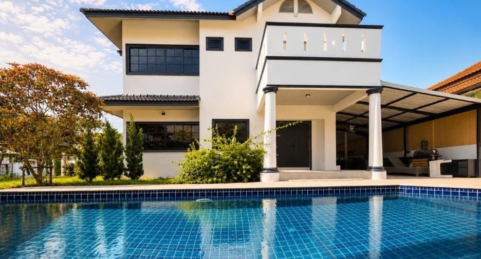 À vendre et à louer 5 chambres maison à Mueang Phuket, Phuket