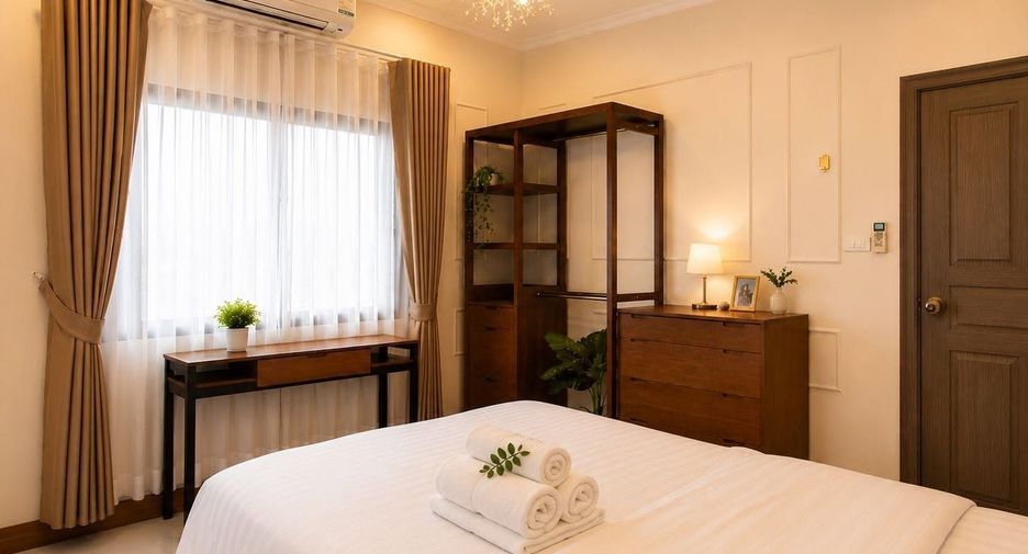 À vendre et à louer 5 chambres maison à Mueang Phuket, Phuket