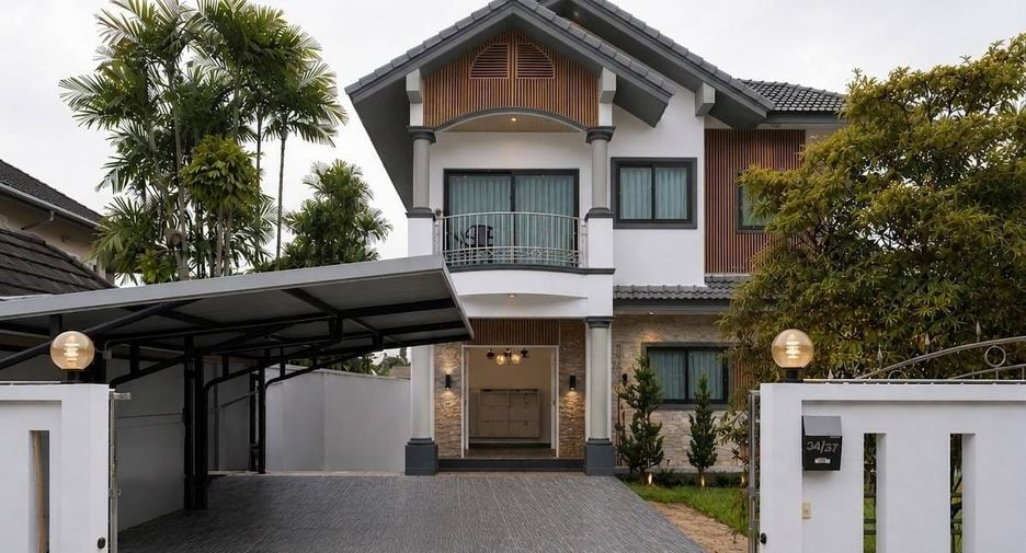 À vendre et à louer 5 chambres maison à Mueang Phuket, Phuket