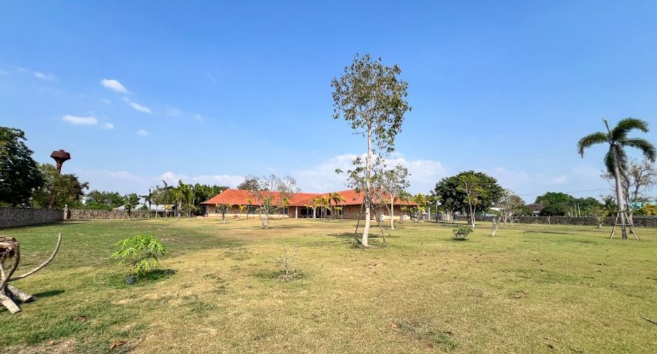 出售 5 卧室 独立屋 在 Huai Yai, 芭提雅