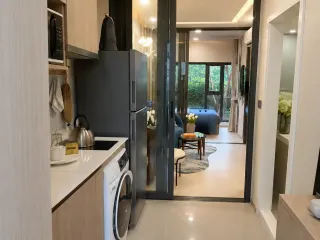 Wohnung zum Kauf mit 1 Zimmer in Khlong San, Bangkok