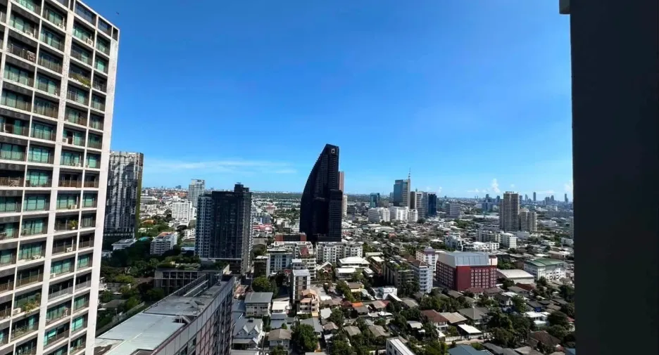 ขาย และ ให้เช่า 2 ห้องนอน คอนโด ใน คลองเตย, กรุงเทพฯ