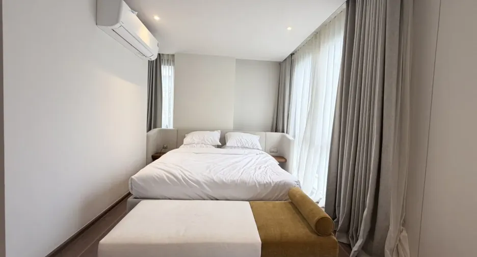 For rent 2 bedrooms condo in Khlong Toei, Bangkok