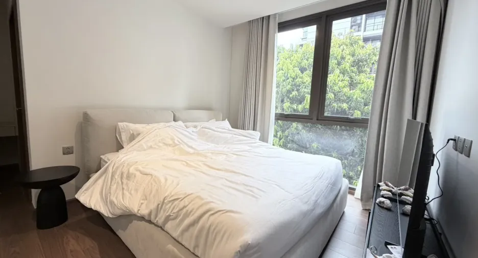 For rent 2 bedrooms condo in Khlong Toei, Bangkok