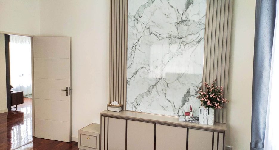 Haus zum Kauf und zur Miete mit 5 Zimmer in Lat Krabang, Bangkok