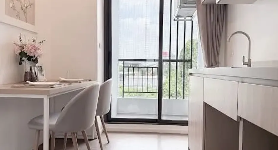 For sale 1 bed condo in Bang Na, Bangkok