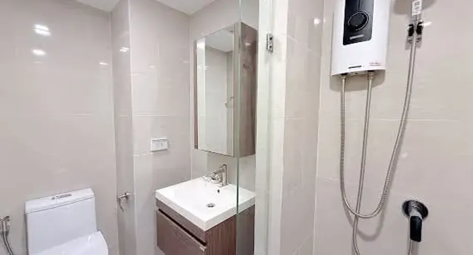 For sale 1 bed condo in Bang Na, Bangkok