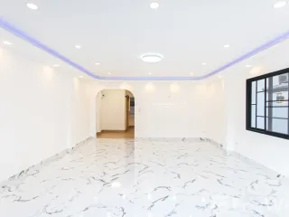 Casa en venta de 7 habitaciones en Huai Khwang, Bangkok