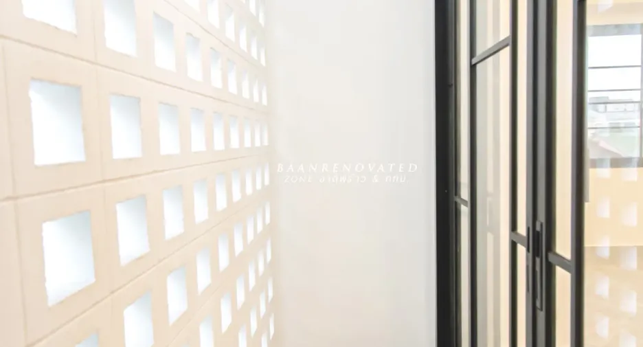 Casa en venta de 7 habitaciones en Huai Khwang, Bangkok