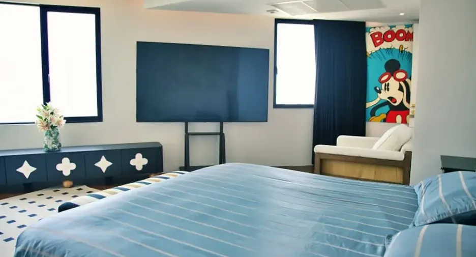 For sale 4 bedrooms condo in Watthana, Bangkok