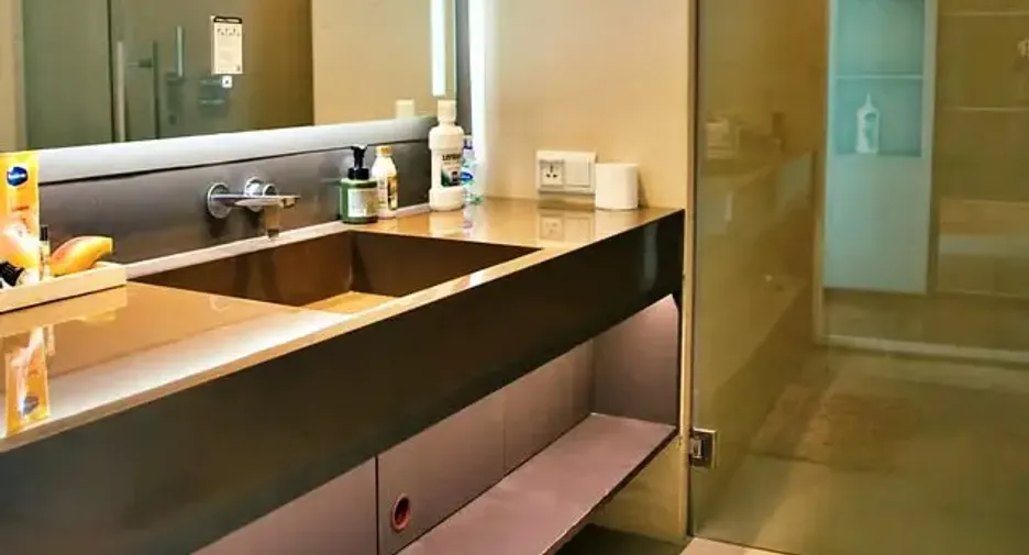 For sale 4 bedrooms condo in Watthana, Bangkok