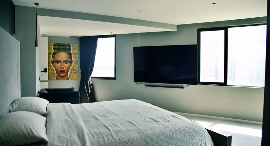 For sale 4 bedrooms condo in Watthana, Bangkok