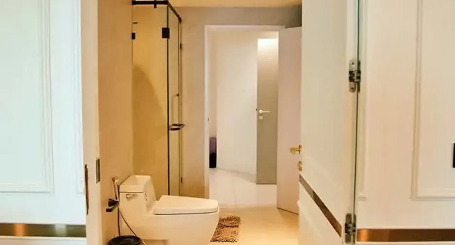 For sale 4 bedrooms condo in Watthana, Bangkok