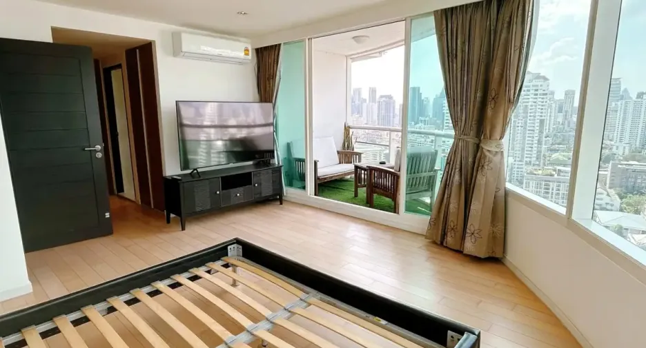 À louer 3 chambres condo à Watthana, Bangkok