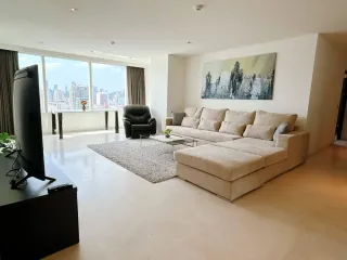For rent 3 bedrooms condo in Watthana, Bangkok