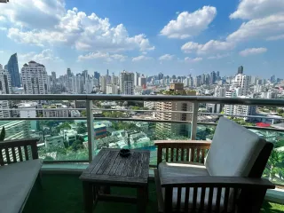 For rent 3 bedrooms condo in Watthana, Bangkok