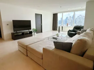 For rent 3 bedrooms condo in Watthana, Bangkok