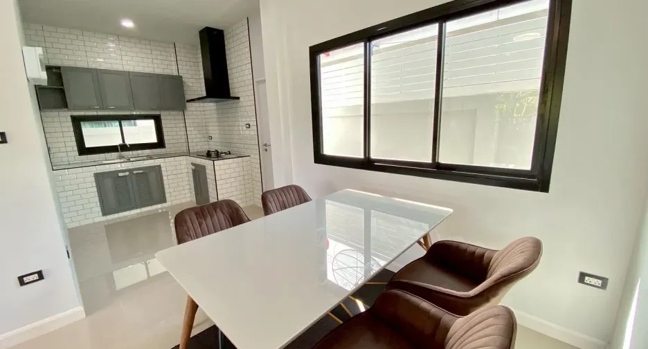 Casa en venta de 3 habitaciones en Bang Saray, Pattaya