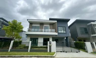 出租 4 卧室 独立屋 在 Khlong Luang, Pathum Thani