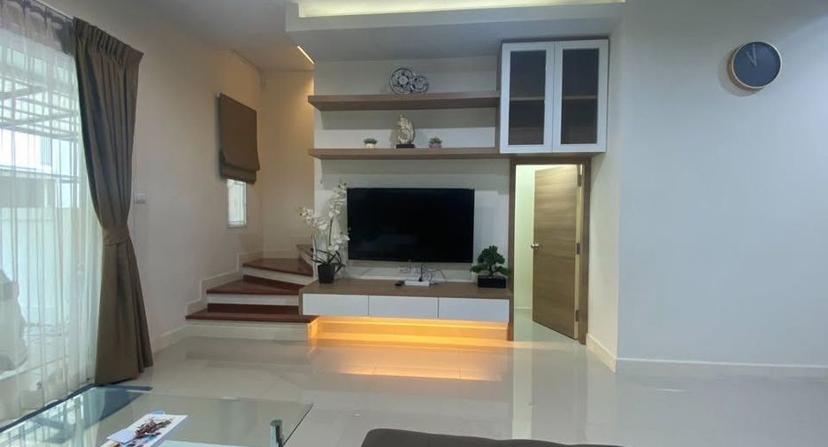 For rent 3 bedrooms townhouse in Bang Bua Thong, Nonthaburi
