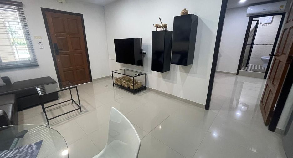 For sale 1 bed condo in Khlong Toei, Bangkok