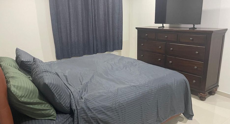 For sale 1 bed condo in Khlong Toei, Bangkok