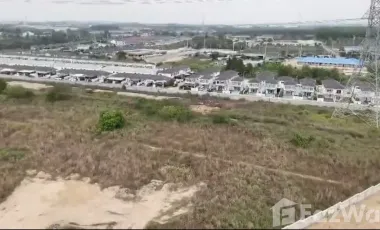 出售 土地 在 Pluak Daeng, Rayong