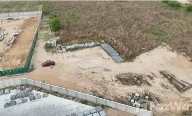 出售 土地 在 Pluak Daeng, Rayong