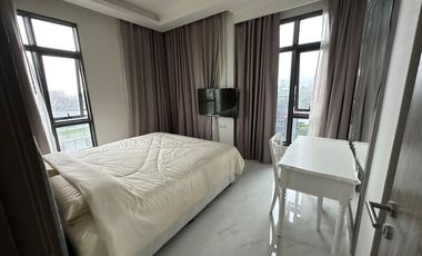 For sale 2 bedrooms condo in Phra Khanong, Bangkok