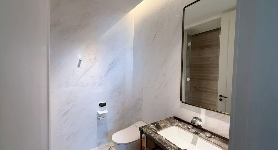 Wohnung zum Kauf mit 2 Zimmer in Sathon, Bangkok